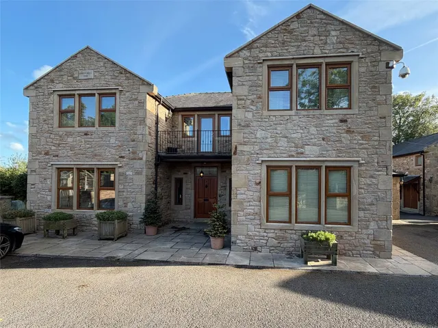 Lower Lane, Longridge, photo 1