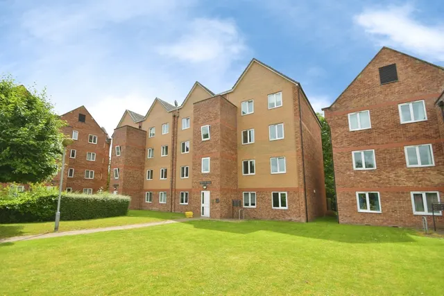 Tapton Lock Hill, Chesterfield, S41, photo 1