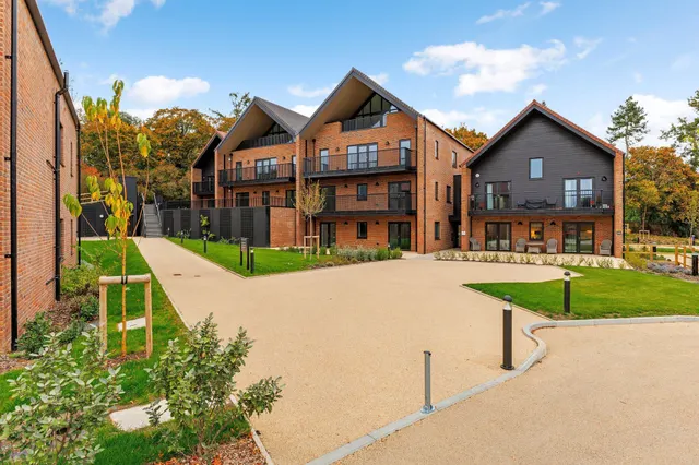 Meadow Chase, Henley-On-Thames, RG9, photo 1