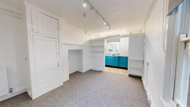 Photo 3 — Hove Park Villas