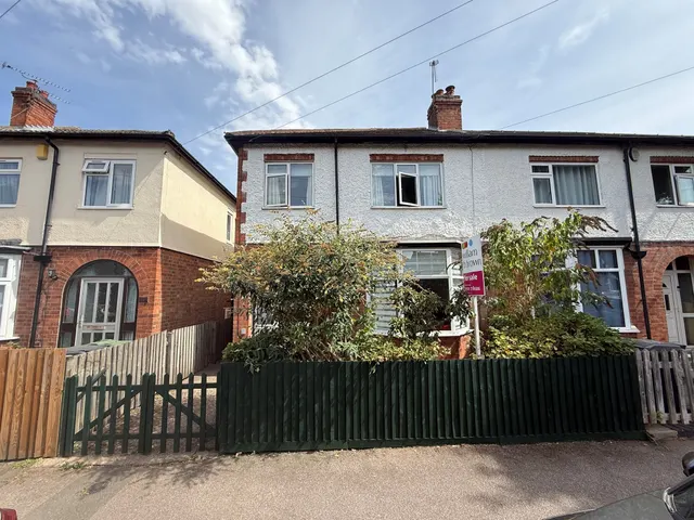 Albert Promenade, LOUGHBOROUGH, photo 1
