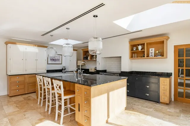 Harts Lane, Burghclere, RG20, photo 3