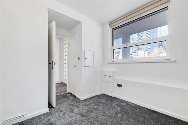 Strafford Street, Canary Wharf, E14, photo 2