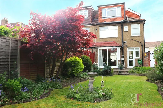 Herrongate Close, Enfield, Middlesex, EN1 3BN, photo 1