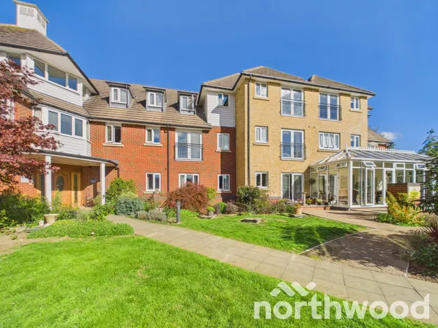 Hoxton Close, Singleton, TN23, photo 1