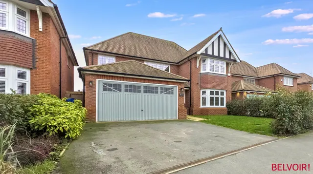 Rangemoor Crescent, Amington, B77, photo 1