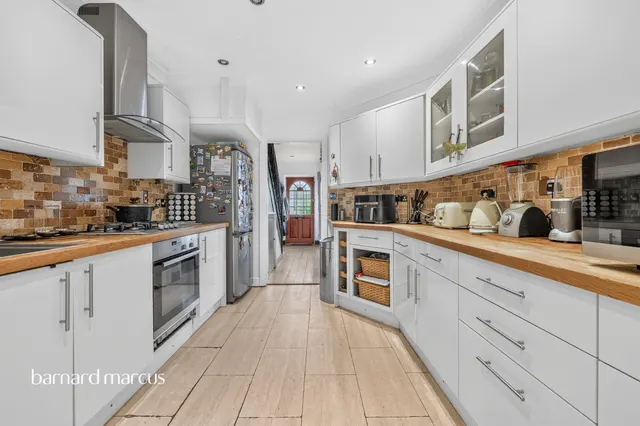 Croham Valley Road, South Croydon, CR2, photo 3