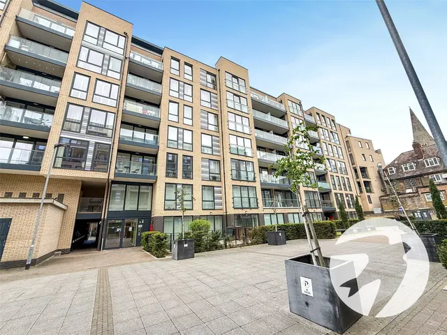 Grove Place, London, SE9, photo 1