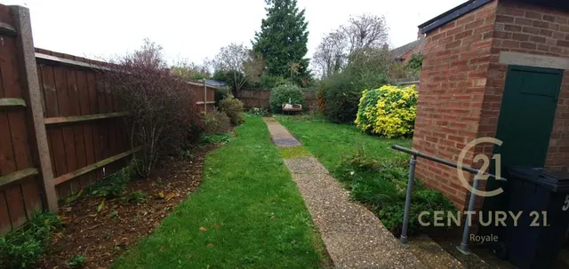 East Hill Luton, LU3, photo 1