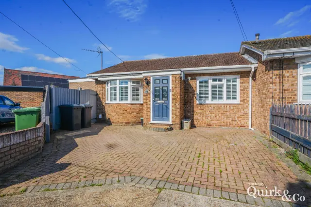Woodhurst Road, Canvey Island, SS8, photo 1