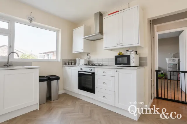 Woodhurst Road, Canvey Island, SS8, photo 3