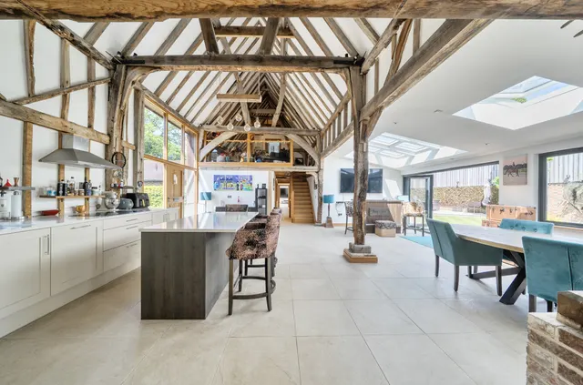 The Old Barn, New House Farm, TN22, photo 3