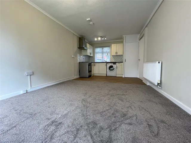 Ffordd Garnedd, Y Felinheli, photo 2