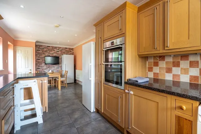 Station Road, Whittlesford, CB22, photo 3