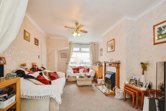 Chestnut Grove, Thornaby, TS17, photo 2