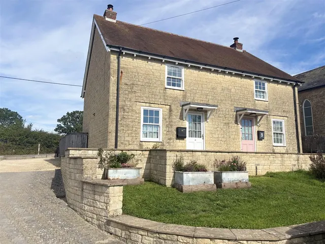 Stour Row, photo 1