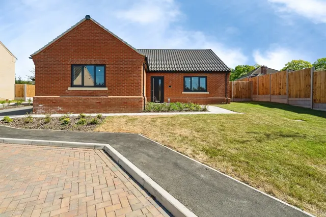 Jubilee Way, Holton, Halesworth, photo 1