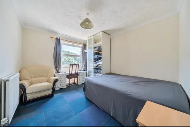 Milwards, Harlow, CM19, photo 3