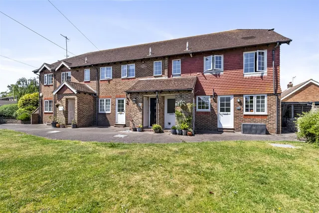 Durrington Lane, Worthing, photo 1