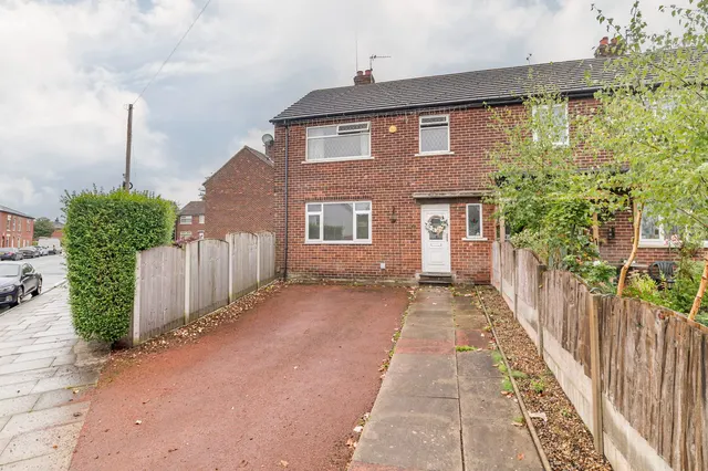 Peel Street, Heywood, photo 2