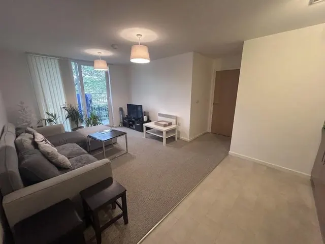 Stillwater Drive, Manchester, photo 2