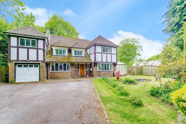 Firs Road, Kenley, Surrey, CR8, photo 1