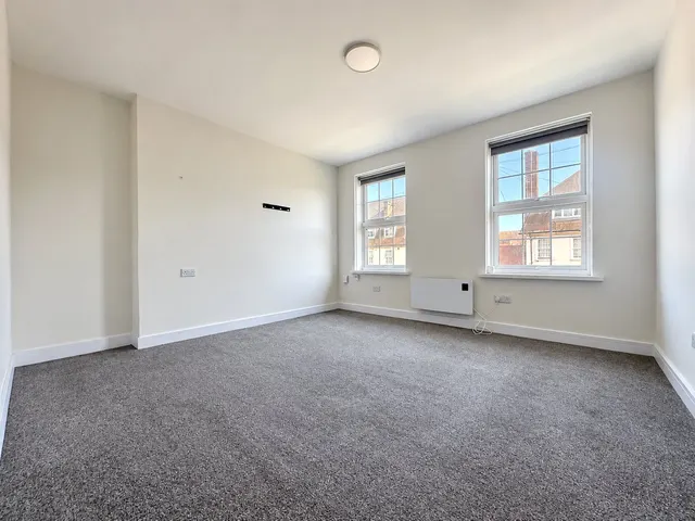 Scarlet Road, London, SE6, photo 2