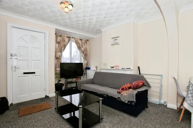 St. Martins Street, Peterborough, PE1, photo 2