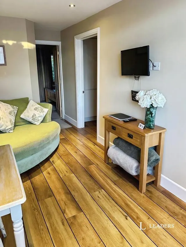 Old Manor Road, Rustington, BN16, photo 2