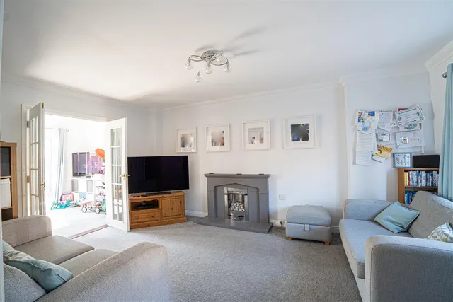 Newts Way, St. Leonards-On-Sea, photo 2