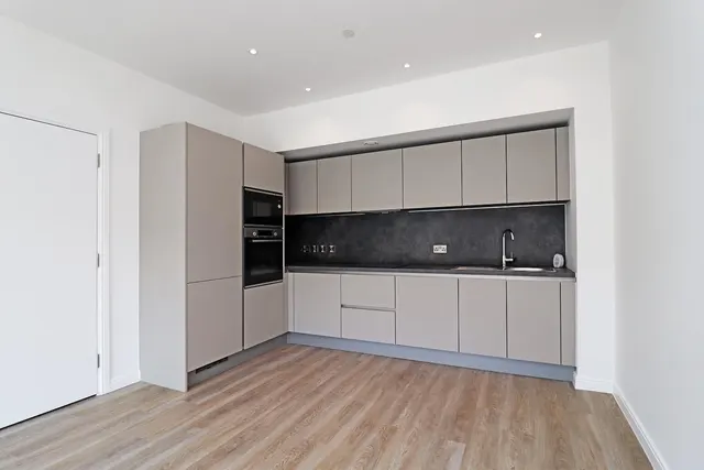 Hope Square, Altrincham, WA14, photo 2