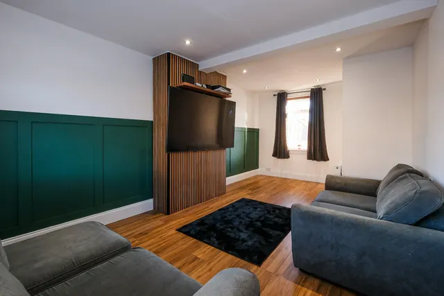 Sheddocksley Drive, Aberdeen, photo 1