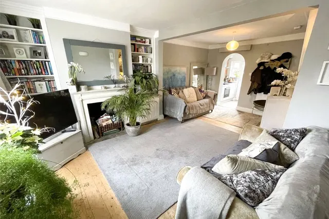 Photo 2 — Lake View Cottage, Park Corner Road, Hartley Wintney, Hampshire, RG27 8PU