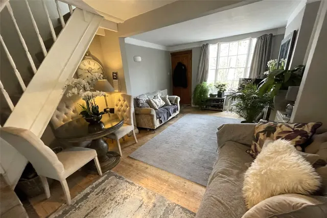 Photo 3 — Lake View Cottage, Park Corner Road, Hartley Wintney, Hampshire, RG27 8PU