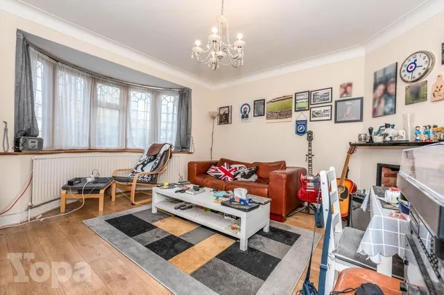 Brampton Road, Bexleyheath, DA7, photo 2