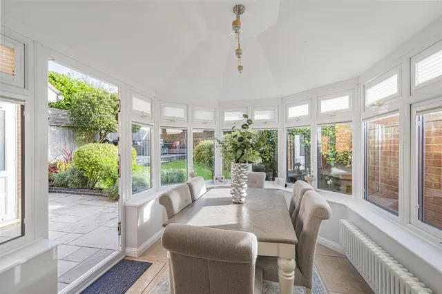Micklefield Way, Seaford, photo 3