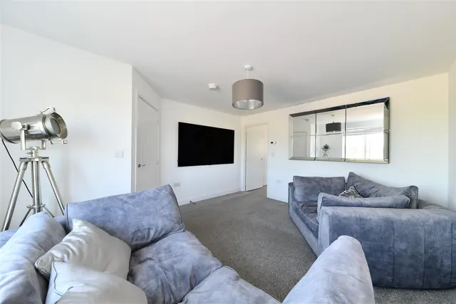 Photo 2 — Lily Edge, Biggleswade, Beds, SG18 8YR