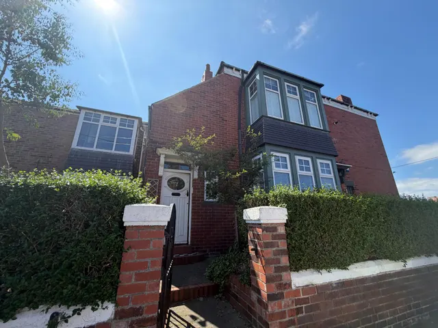 Maureen Terrace, Seaham, SR7, photo 1