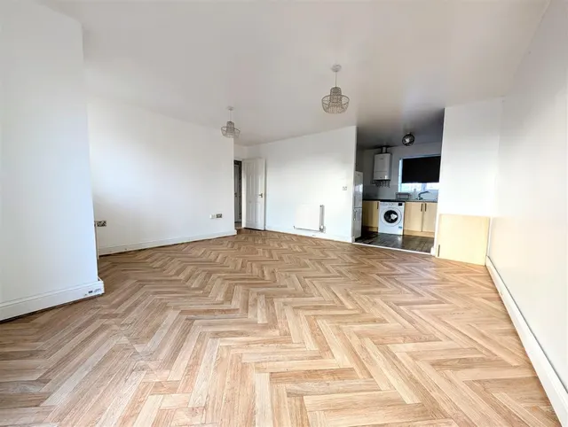 Walker Road, Walsall, WS3, photo 3