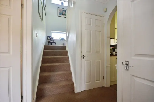 House Under Offer with 3 bedrooms in Bishop's Stortford, CM23, photo 2