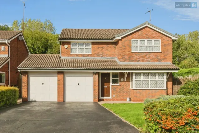 Charlcote Crescent, Crewe, CW2, photo 1