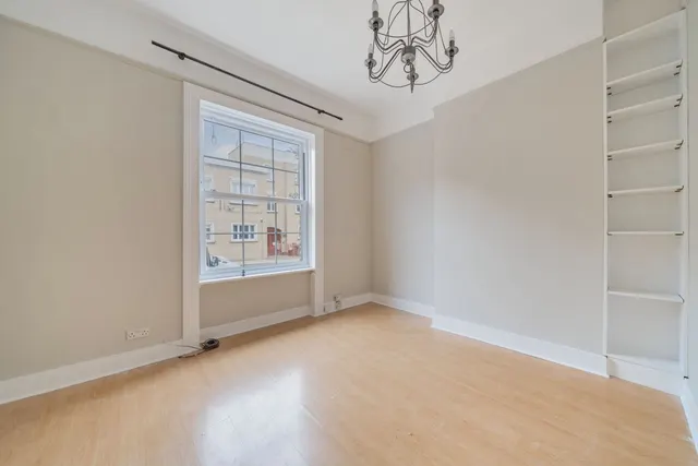 Photo 2 — Englefield Road, Islington, London, N1