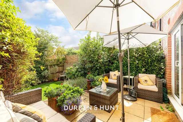 Abbess Terrace, Loughton, IG10, photo 3