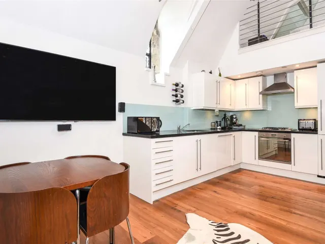 Photo 3 — Recognition House, Bridgeman Drive, Windsor, Berkshire, SL4 3TD
