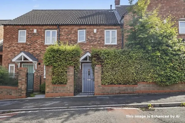 Bassledene Road, Sheffield, photo 1