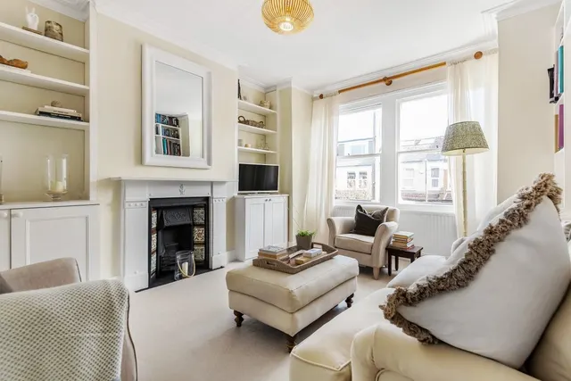 Photo 2 — Hotham Road, Wimbledon, London, SW19