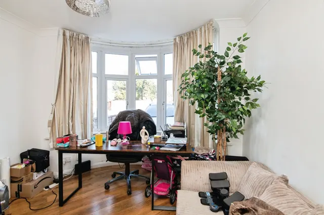 Gorsy Road, Quinton, B32, photo 2