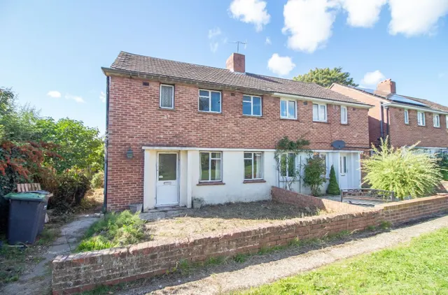 Scratchface Lane, Havant, PO9 3NG, photo 1