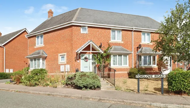 Ironwood Avenue, Desborough, Kettering, photo 1