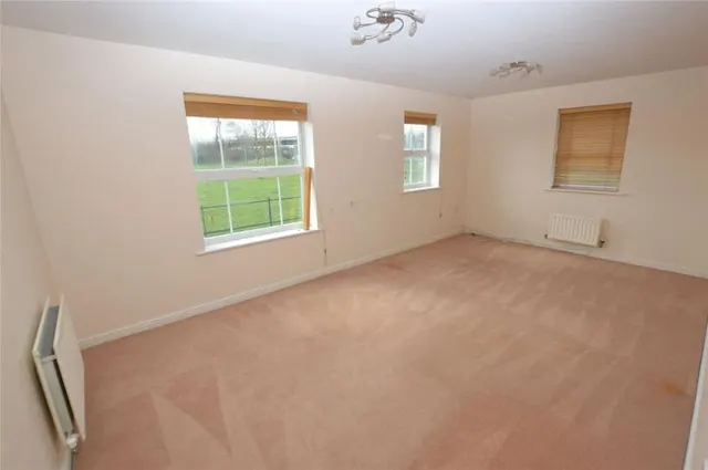 Valentinus Crescent, Colchester, CO2, photo 3